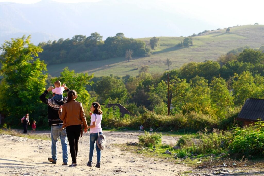 Titelbild zu „Praktische Tipps für einen entspannten Kurzurlaub mit der ganzen Familie“